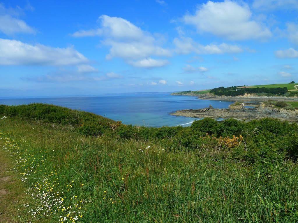 Отель Au Soleil Breton Пентрез Экстерьер фото